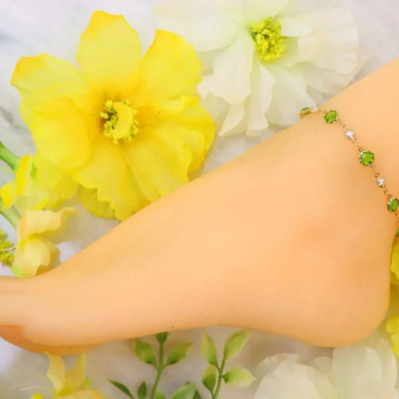 Minimalist Anklet, Sleek & Modern Design, Women’s Fashion, YC110473-A - Picture 5 of 10